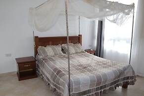 Lux Suites Kijani Beach Apartments