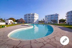Lux Suites Kijani Beach Apartments