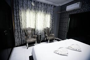 Golden Star Pattaya