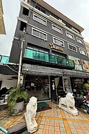 Golden Star Pattaya