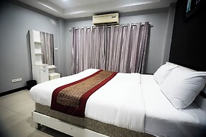 Golden Star Pattaya
