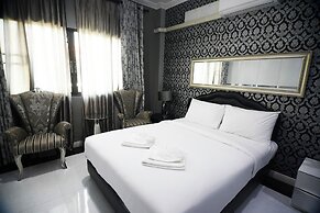 Golden Star Pattaya