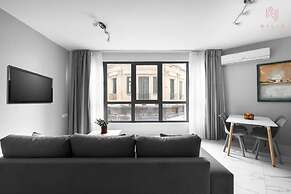 Avenue Studios & Apartments, Nilie Hospitality MGMT