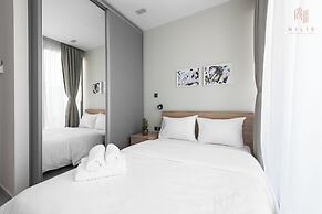 Avenue Studios & Apartments, Nilie Hospitality MGMT