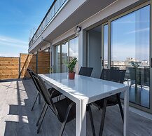 Avenue Studios & Apartments, Nilie Hospitality MGMT