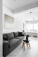 Avenue Studios & Apartments, Nilie Hospitality MGMT