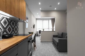 Avenue Studios & Apartments, Nilie Hospitality MGMT