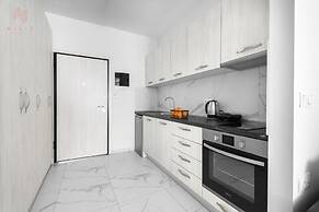 Avenue Studios & Apartments, Nilie Hospitality MGMT