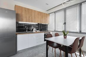 Avenue Studios & Apartments, Nilie Hospitality MGMT