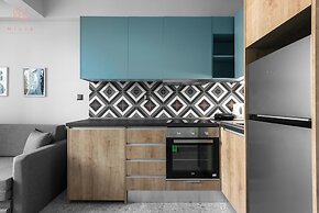 Avenue Studios & Apartments, Nilie Hospitality MGMT