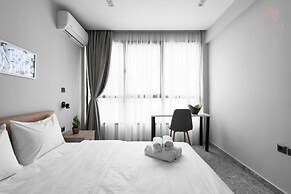 Avenue Studios & Apartments, Nilie Hospitality MGMT