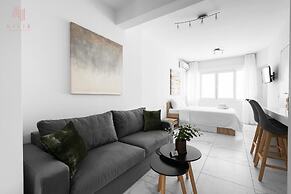 Avenue Studios & Apartments, Nilie Hospitality MGMT