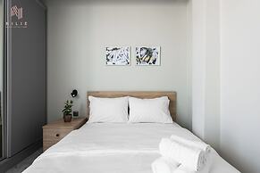 Avenue Studios & Apartments, Nilie Hospitality MGMT