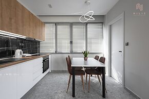 Avenue Studios & Apartments, Nilie Hospitality MGMT