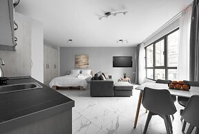 Avenue Studios & Apartments, Nilie Hospitality MGMT