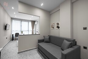 Avenue Studios & Apartments, Nilie Hospitality MGMT