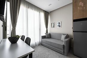 Avenue Studios & Apartments, Nilie Hospitality MGMT