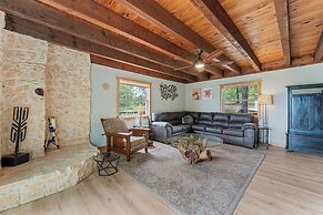 Branson's Crystal Cabin