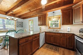 Branson's Crystal Cabin