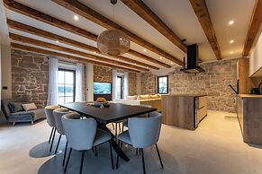 Sea front Villa Draga - infinity pool