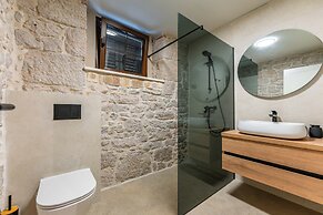 Sea front Villa Draga - infinity pool