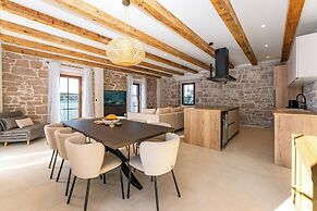 Sea front Villa Draga - infinity pool