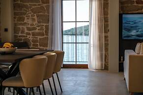 Sea front Villa Draga - infinity pool