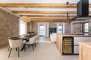 Sea front Villa Draga - infinity pool