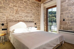 Sea front Villa Draga - infinity pool