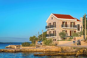 Sea front Villa Draga - infinity pool