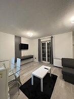 Cosy Cardiff Apartment Near City Centre
