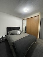 Cosy Cardiff Apartment Near City Centre