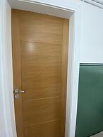 Bright & Spacious, Central for Airport and Glasgow