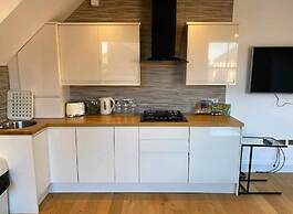 City Centre Duplex Sleeps 4 H55