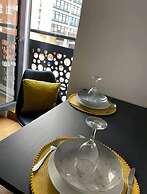 City Centre Duplex Sleeps 4 H55