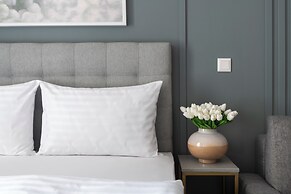 Encore Boutique Residence by Dwellfort