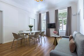 Encore Boutique Residence by Dwellfort