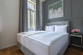 Encore Boutique Residence by Dwellfort