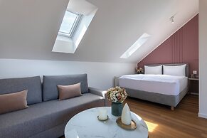 Encore Boutique Residence by Dwellfort