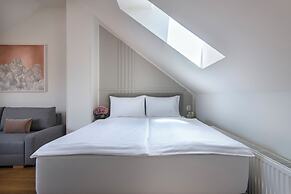 Encore Boutique Residence by Dwellfort