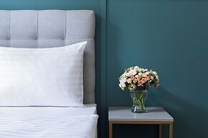 Encore Boutique Residence by Dwellfort