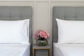 Encore Boutique Residence by Dwellfort