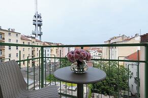 Encore Boutique Residence by Dwellfort