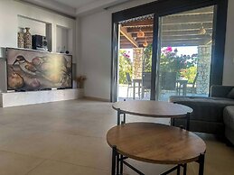 Villa Solmar is a Luxurious sea View Villa Located on the South Coast 