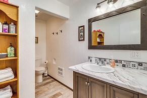 Deck & Mtn Views: Libby Home on Golf Course!