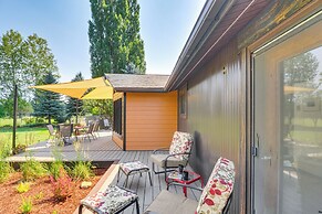 Deck & Mtn Views: Libby Home on Golf Course!