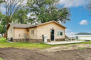 Charming Minnesota Cabin w/ Dock on Big Pine Lake!