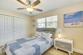 5 Mi to Beach: Cape Coral Oasis w/ Lanai