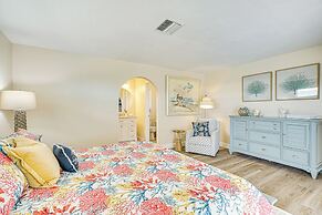 5 Mi to Beach: Cape Coral Oasis w/ Lanai