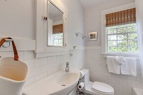 Dog-friendly 'columbia Cottage' in Hood River!